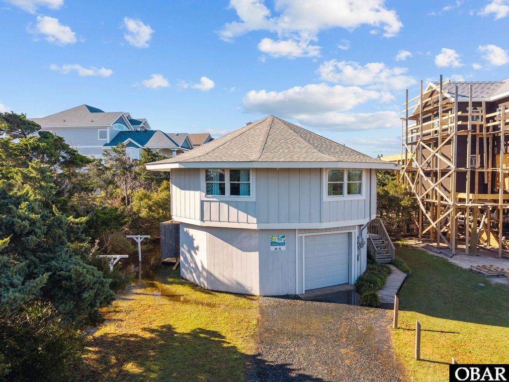Image 43 of property listing at 58218 Dunes Drive Lot 21, Hatteras, NC 27943