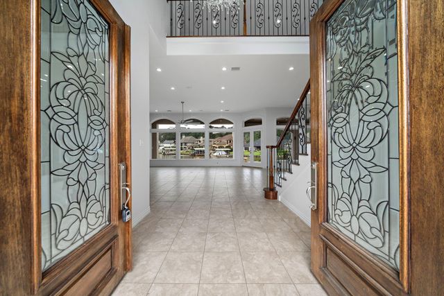 169 Westlake Point, Montgomery, TX 77356