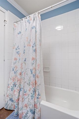 1007 Hyland Lane, League City, TX 77573