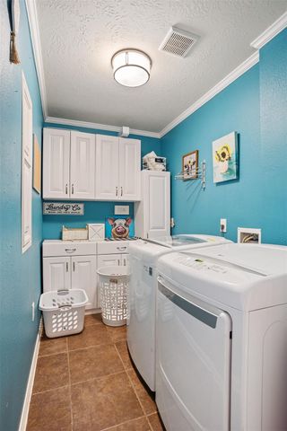 1007 Hyland Lane, League City, TX 77573