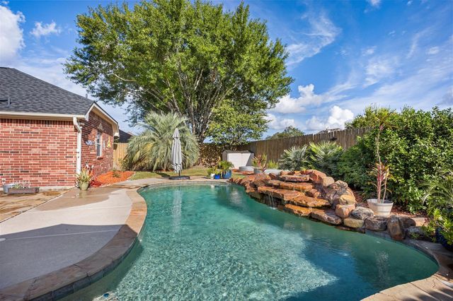 1007 Hyland Lane, League City, TX 77573