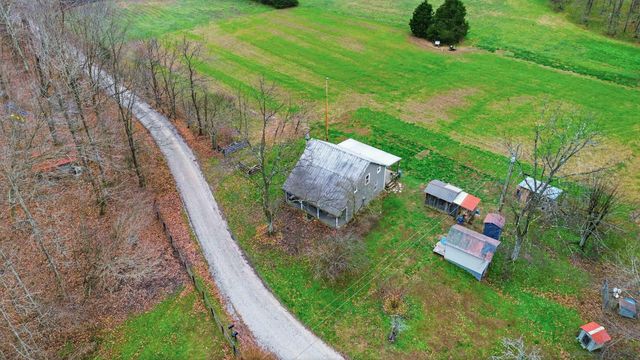 1666 Pointer Creek Road, Science Hill, KY 42553