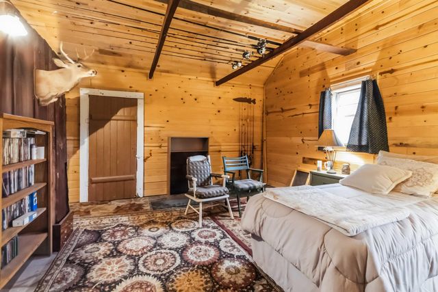 1666 Pointer Creek Road, Science Hill, KY 42553