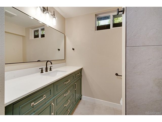 6930 Alan Dr, Denver, CO 80221