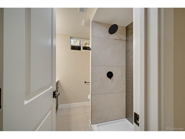 6930 Alan Dr, Denver, CO 80221
