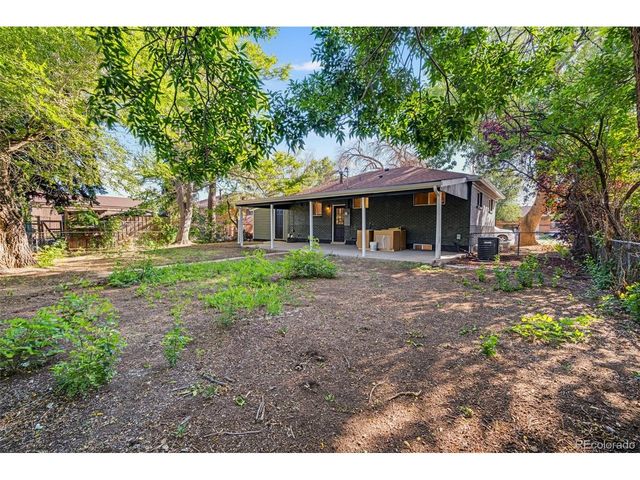 6930 Alan Dr, Denver, CO 80221