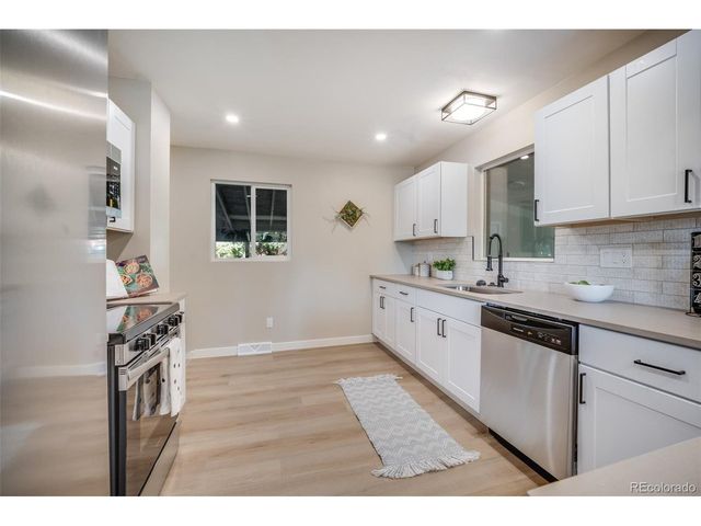 6930 Alan Dr, Denver, CO 80221
