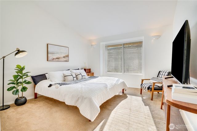 33 Lakewood Oaks Drive SW, Lakewood, WA 98499