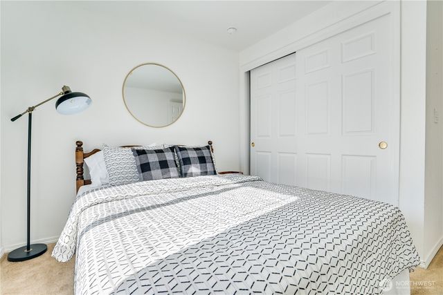 33 Lakewood Oaks Drive SW, Lakewood, WA 98499