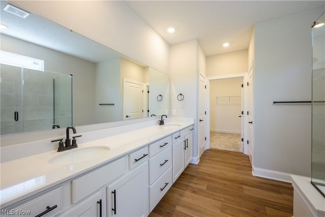 23864 Heatherstone Trail, Columbia Station, OH 44028