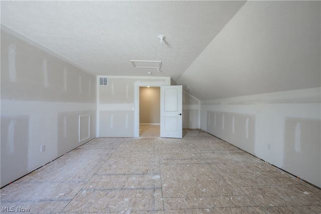 23864 Heatherstone Trail, Columbia Station, OH 44028