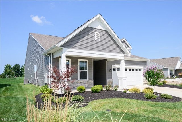 23864 Heatherstone Trail, Columbia Station, OH 44028