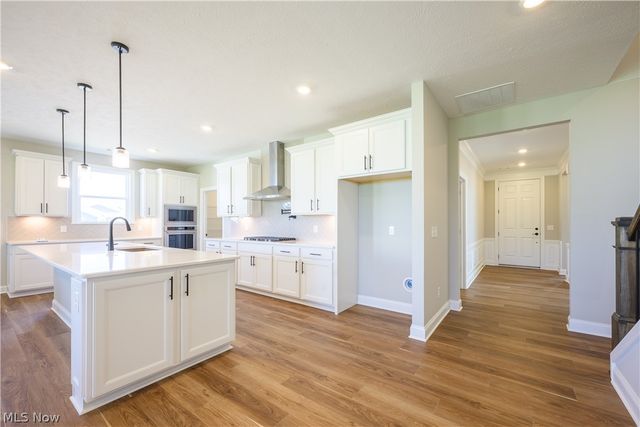 23864 Heatherstone Trail, Columbia Station, OH 44028