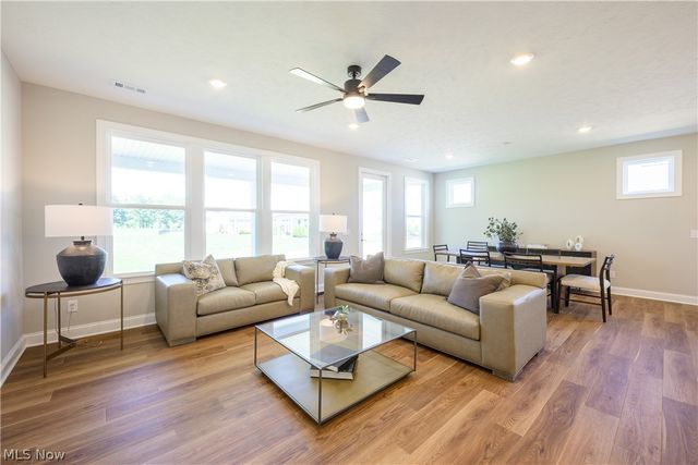 23864 Heatherstone Trail, Columbia Station, OH 44028