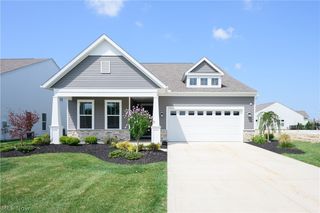 23864 Heatherstone Trail, Columbia Station, OH 44028