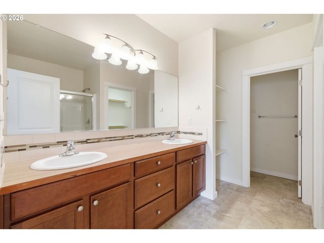 4760 GLACIER MEADOWS Loop, Springfield, OR 97478