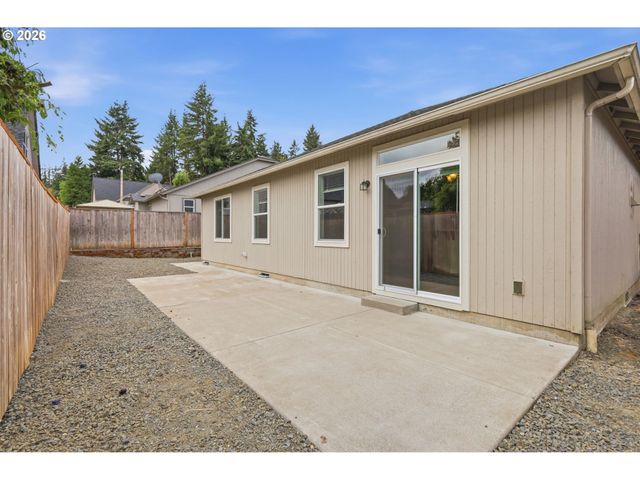 4760 GLACIER MEADOWS Loop, Springfield, OR 97478