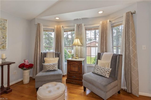 1116 Lakeview DR, Portsmouth, VA 23701