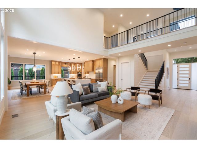9193 Sw MORRISON St, Portland, OR 97225