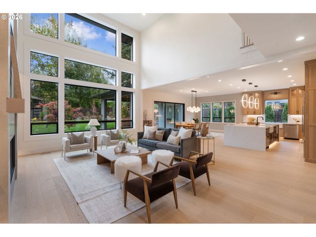 9193 Sw MORRISON St, Portland, OR 97225