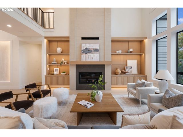 9193 Sw MORRISON St, Portland, OR 97225