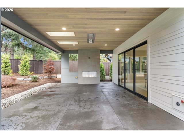 9193 Sw MORRISON St, Portland, OR 97225