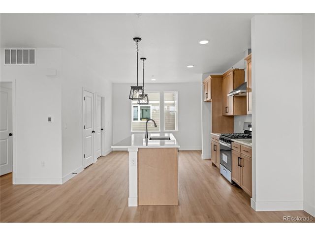 2736 W 68th Ave, Denver, CO 80221