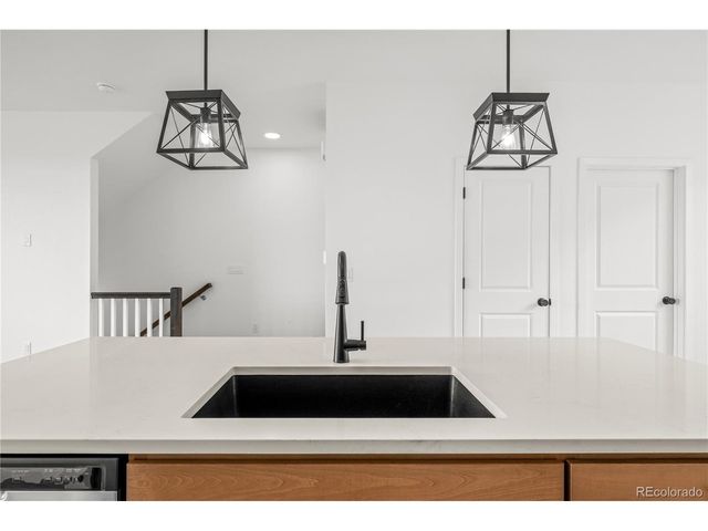 2736 W 68th Ave, Denver, CO 80221