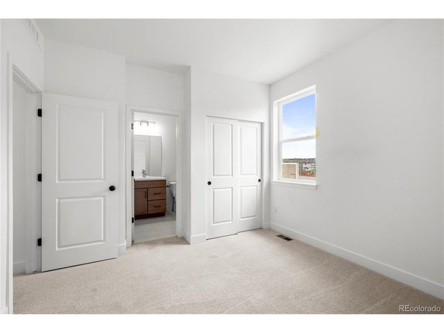 2736 W 68th Ave, Denver, CO 80221