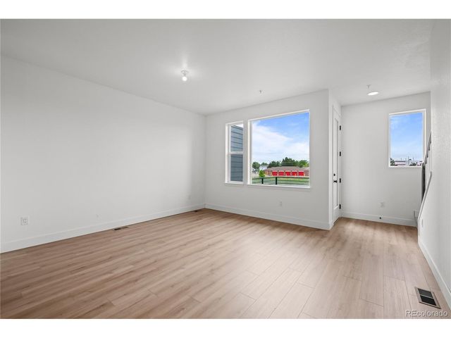 2736 W 68th Ave, Denver, CO 80221