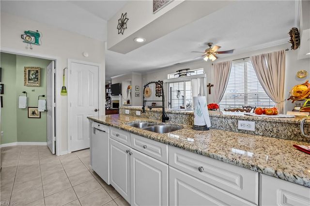 1812 Kensal Green DR, Virginia Beach, VA 23456