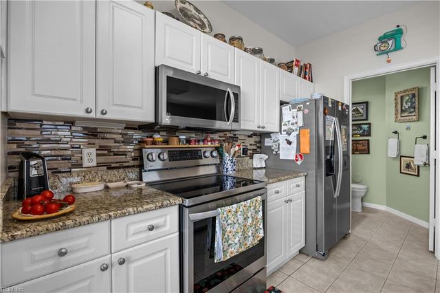 1812 Kensal Green DR, Virginia Beach, VA 23456