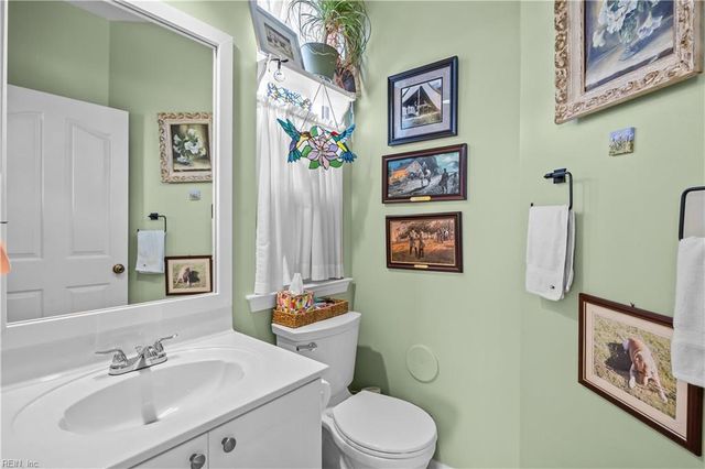 1812 Kensal Green DR, Virginia Beach, VA 23456