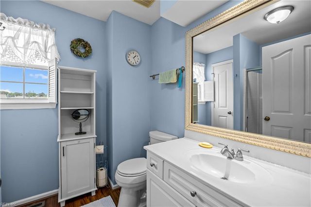 1812 Kensal Green DR, Virginia Beach, VA 23456