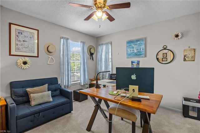 1812 Kensal Green DR, Virginia Beach, VA 23456