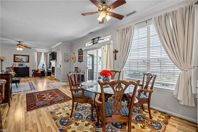1812 Kensal Green DR, Virginia Beach, VA 23456