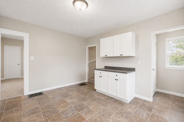 1619 5th Avenue SE, Cedar Rapids, IA 52403