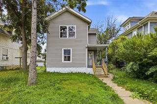 1619 5th Avenue SE, Cedar Rapids, IA 52403