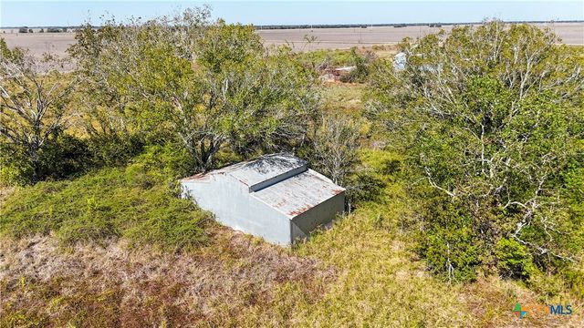 2325 FM 1160 Road, Louise, TX 77455
