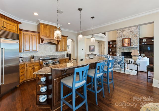 115 Emerald Point Lane, Mooresville, NC 28117