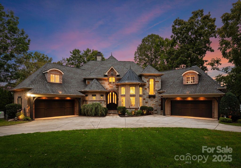 115 Emerald Point Lane, Mooresville, NC 28117