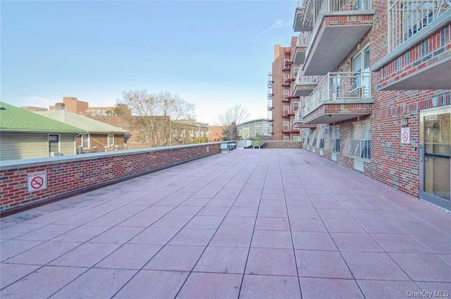 40-40 75th Street 3J, Elmhurst, NY 11373