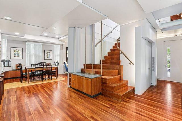 1003 Wesley Avenue, Evanston, IL 60202