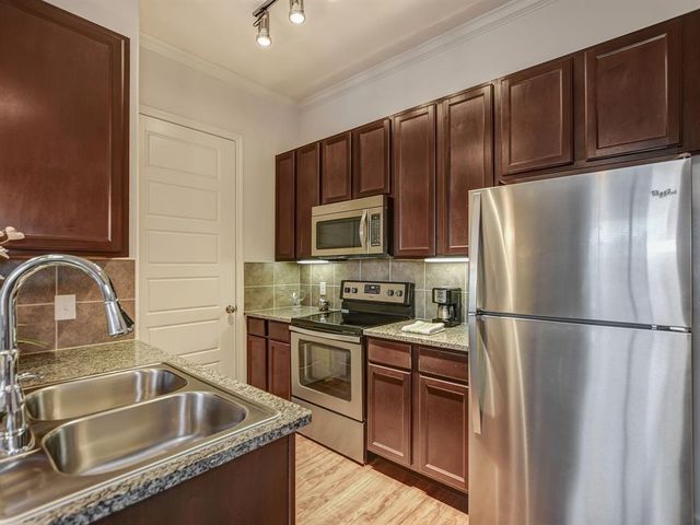 2477 Fm 1488 1006, Conroe, TX 77384