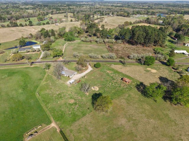 5833 S FM 726, Gilmer, TX 75645