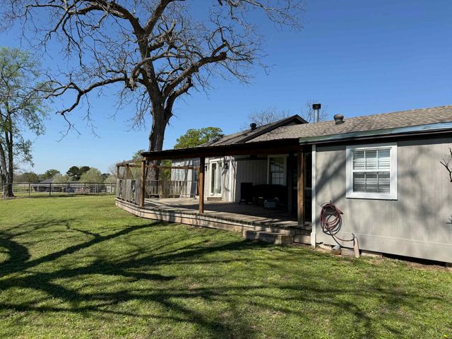 5833 S FM 726, Gilmer, TX 75645