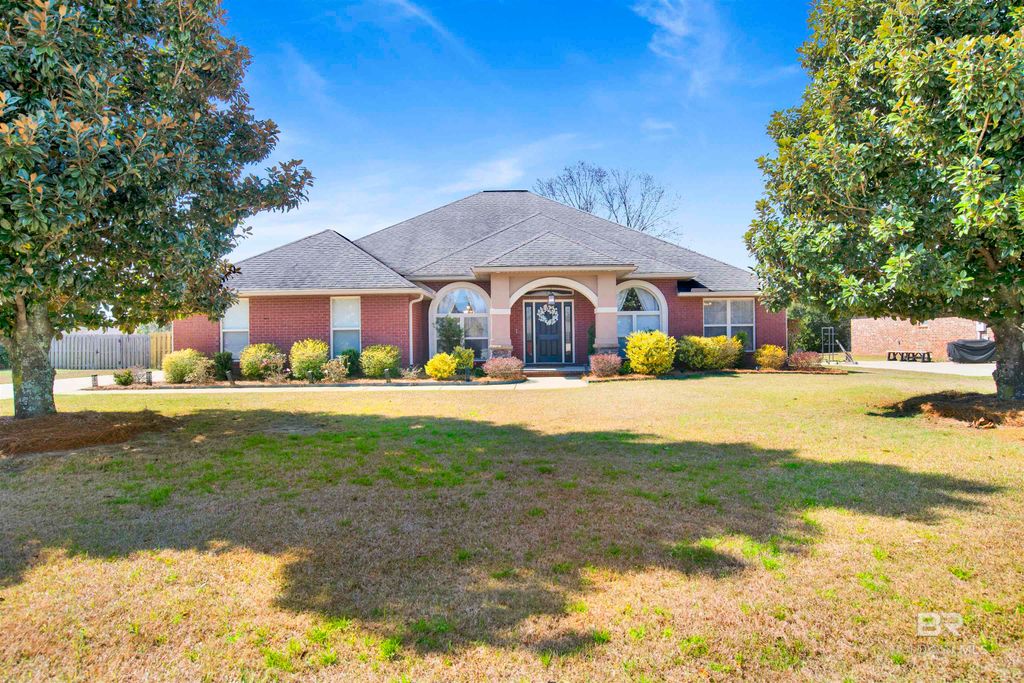 262 Royal Lane, Fairhope, AL 36532