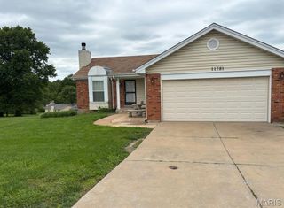 11731 Branridge Road, Black Jack, MO 63033