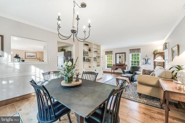 11686 STOCKBRIDGE LN, Reston, VA 20194