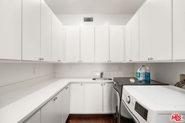 453 S Bentley Avenue, Los Angeles, CA 90049